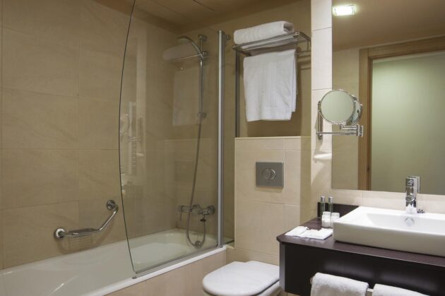 Opinion baño hotel codina
